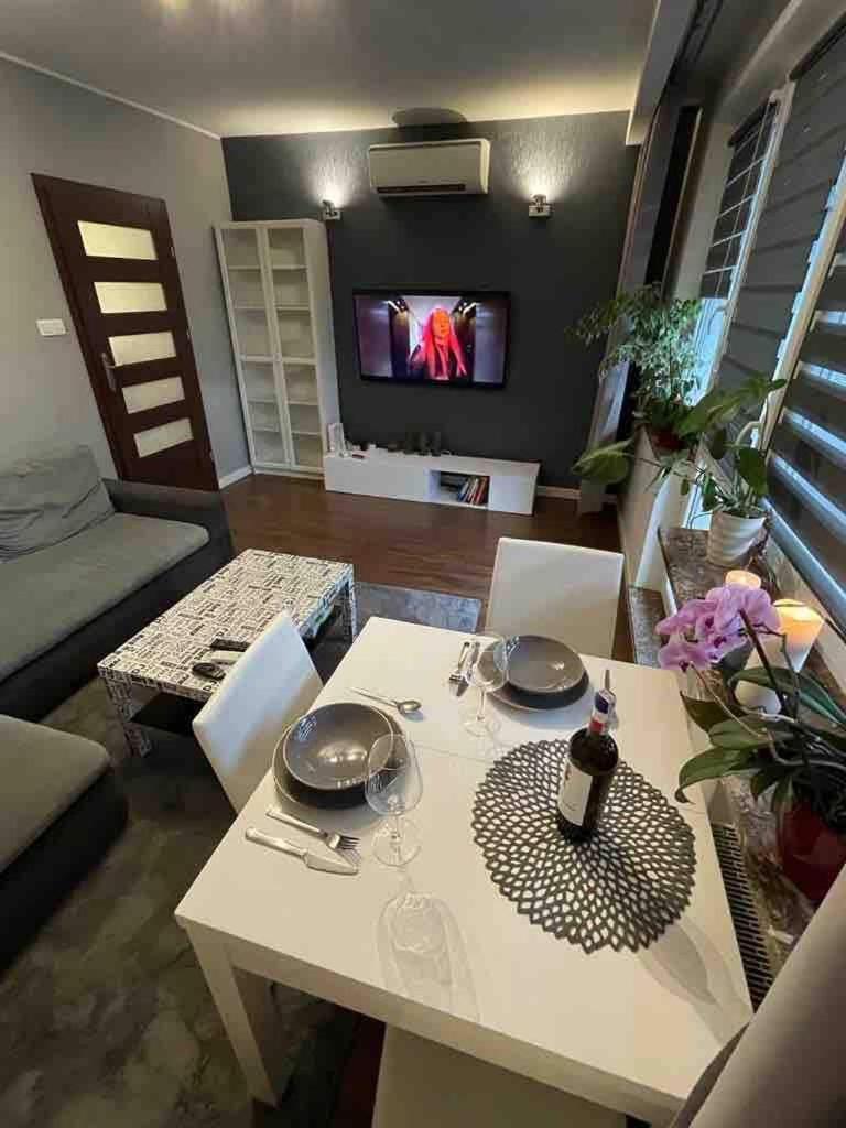 And Quiet Apartment Warsaw